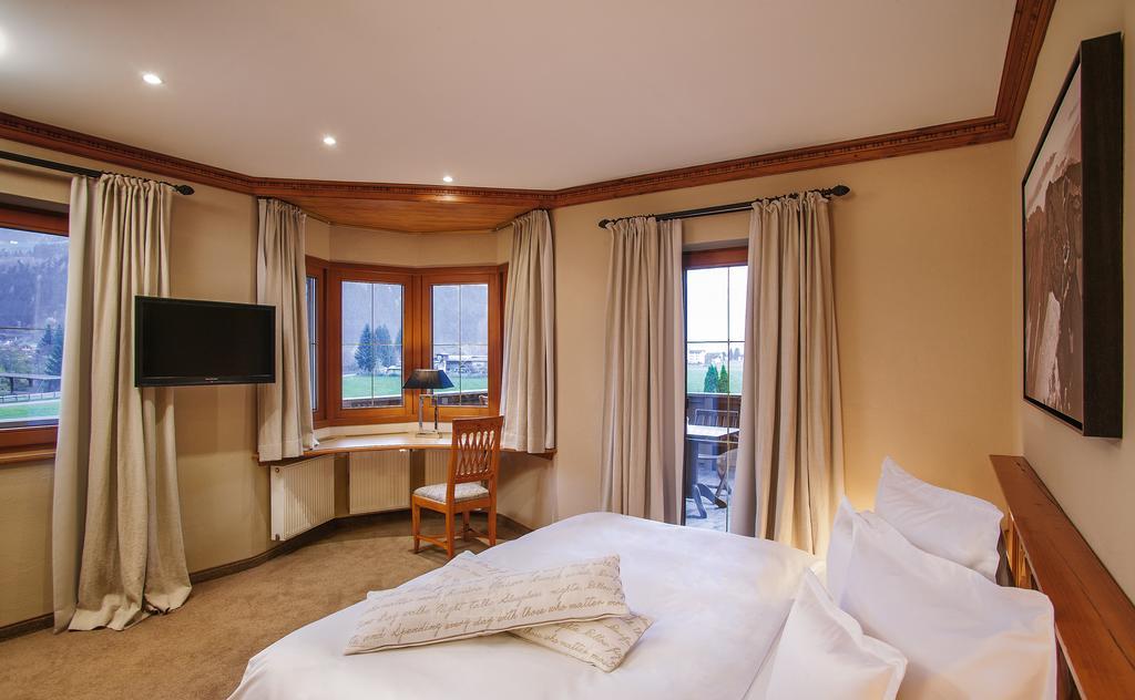 Villa Haidacher Relax & Lifestyle Apartments Zell am Ziller Szoba fotó